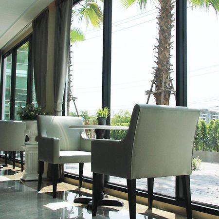 The Green View Hotel Ban Khlong Sanam Phli Екстериор снимка