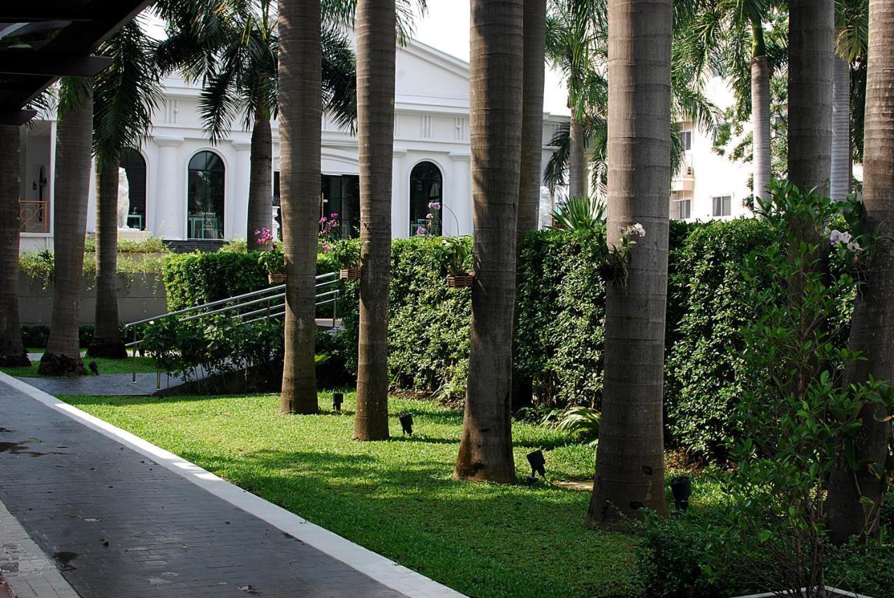 The Green View Hotel Ban Khlong Sanam Phli Екстериор снимка